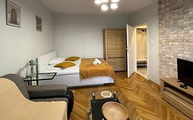 Fancy Life Apartment